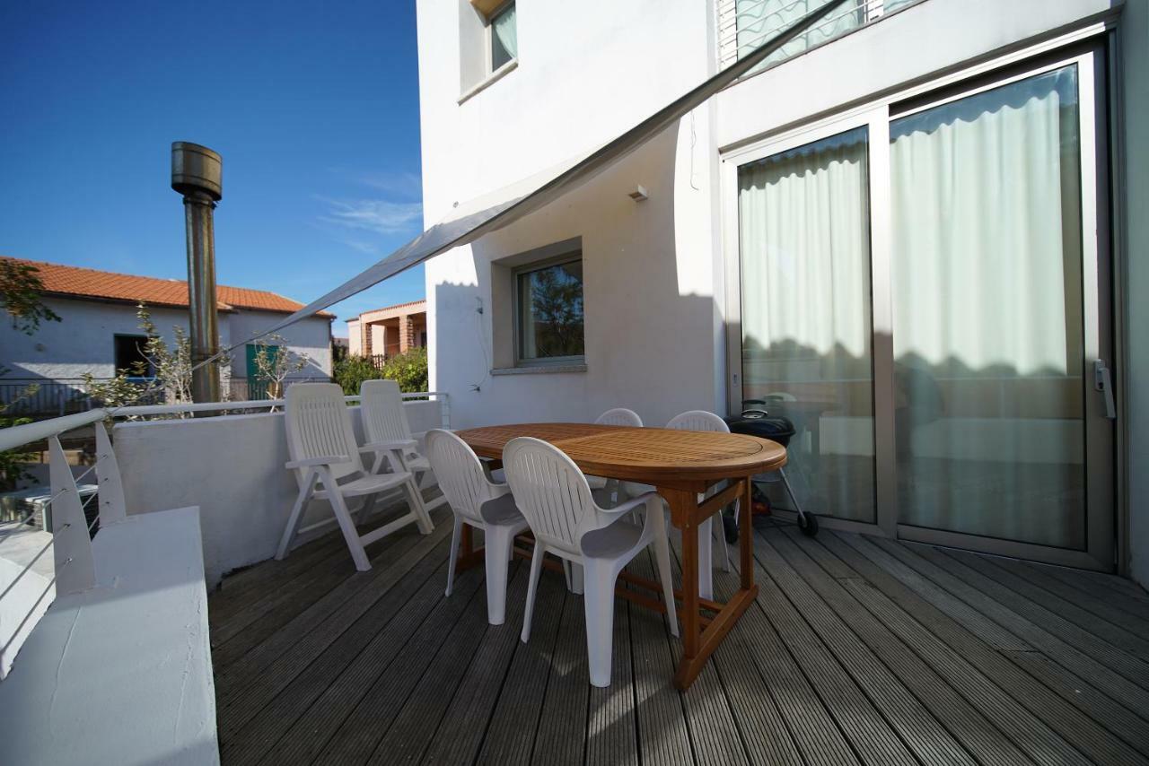 Holiday Home Isola Rossa Exteriér fotografie